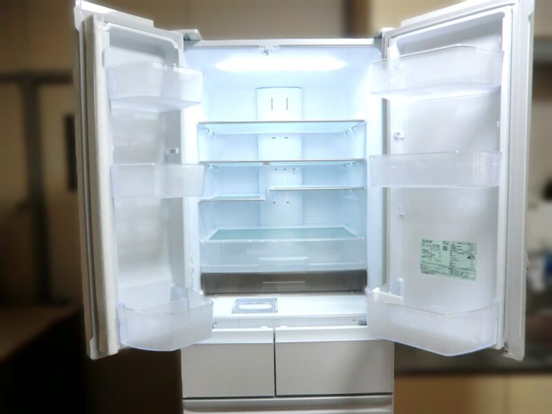 三菱 冷蔵庫 6月2日までに取りに来れる方限定‼️ - キッチン家電
